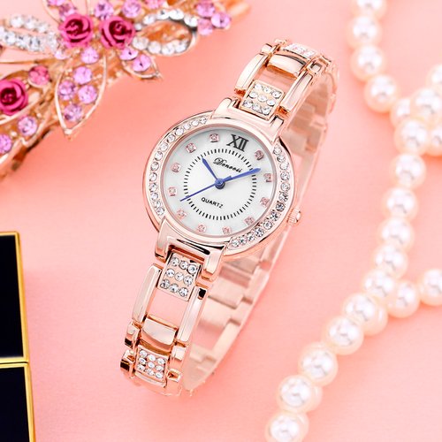 Купить Наручные часы Denvosi, белый, золотой
Необыкновенные женские наручные часы стану...