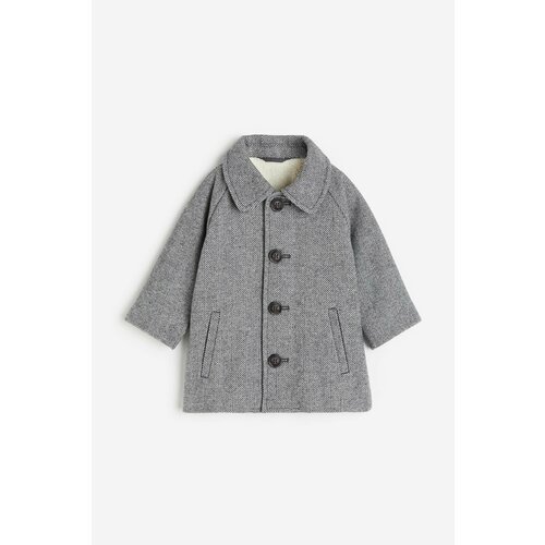 Купить Пальто H&M, размер 74, серый
Пальто на ворсовой подкладке H&M серое в елочку – с...