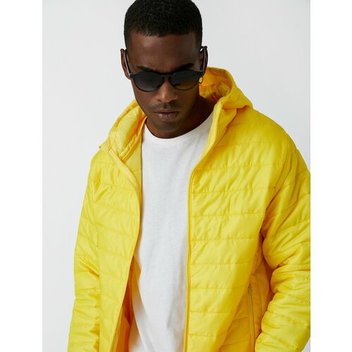 Купить Куртка KOTON, размер L, желтый
Koton - это турецкий бренд одежды, который предла...