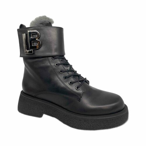 Купить Ботинки LORIBLU, размер 37, черный
Женские ботинки LORIBLU M11717 nero – стильны...