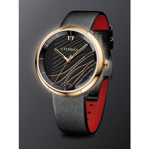 Купить Наручные часы L'TERRIAS, золотой, черный
Люксовая модель коллекции Mystic с квар...
