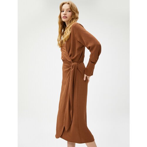 Купить Платье KOTON, размер 36, коричневый
Koton - это турецкий бренд одежды, который п...