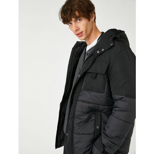 Купить Куртка KOTON, размер M, черный
Koton - это турецкий бренд одежды, который предла...
