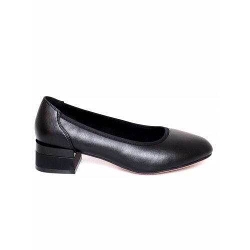 Купить Туфли Baden, размер 40, черный
Туфли модели лодочки женские от бренда Baden идеа...