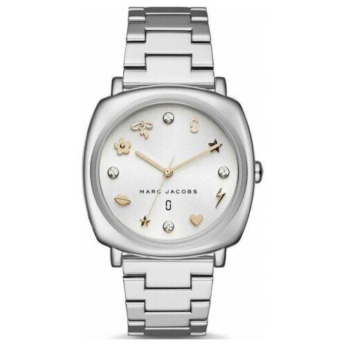 Купить Наручные часы MARC JACOBS, серебряный
Женские стильные часы на стальном браслете...