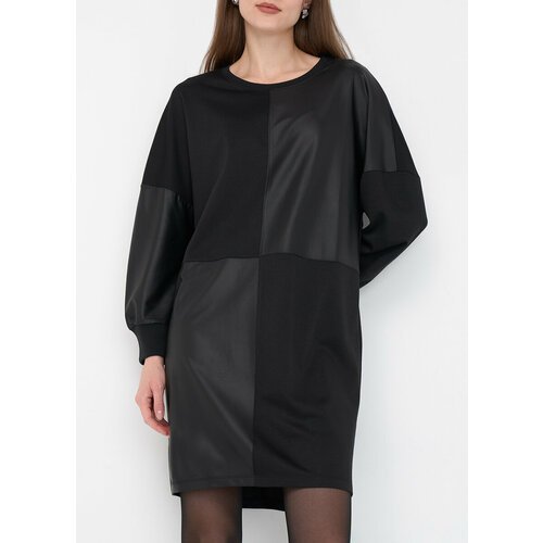 Купить Платье Funday, размер 50, черный
Платье. Прямой крой. Длина выше колен (90 см)....