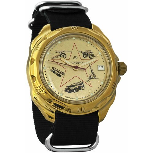 Купить Наручные часы Восток Командирские, золотой, черный
Часы наручные механические с...