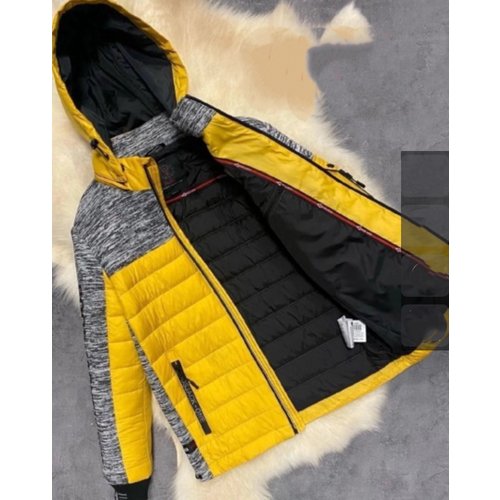 Купить Куртка BOOS-JACK, размер 146, желтый
Куртка для мальчика BOOS JACK: стиль и комф...
