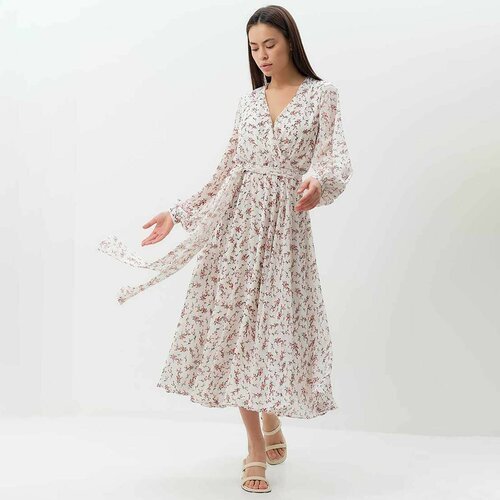 Купить Сарафан MIST, размер 46, белый
Платье женское летнее MIST: шифон, состав: полиэс...