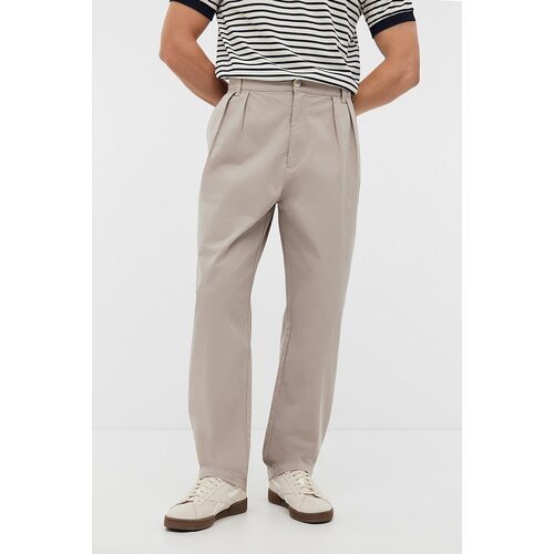 Купить Брюки Baon, размер S, серый, бежевый
Мужские прямые брюки - универсальный элемен...