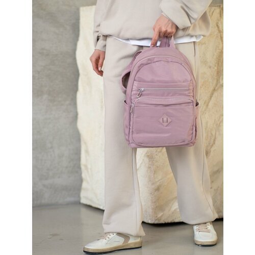 Купить HB3560-68 рюкзак Henry Backer
Женский рюкзак от бренда Henry Backer из плотного...