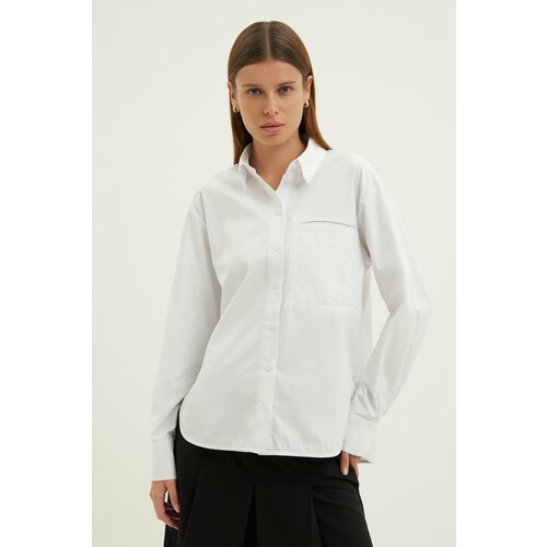 Купить Блуза FINN FLARE, размер L, белый
Базовая модель прямого силуэта из натурального...