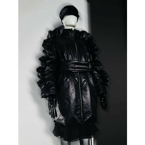 Купить Куртка Valiosa, размер S-M-L, черный
Представьте себе немного магии Высокой Моды...