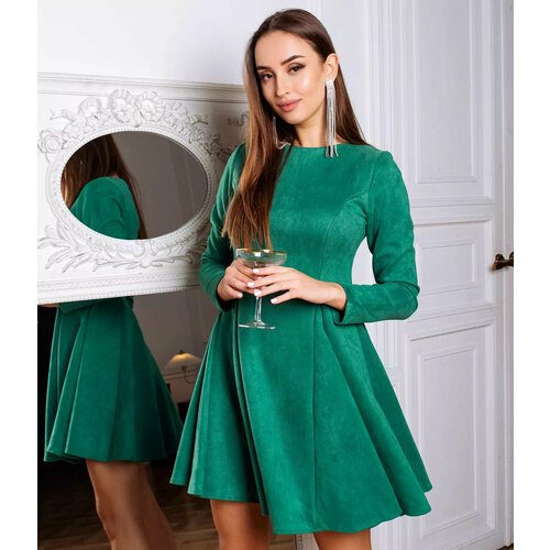 Купить Платье размер M, зеленый
Роскошное платье подойдет для создания классического и...