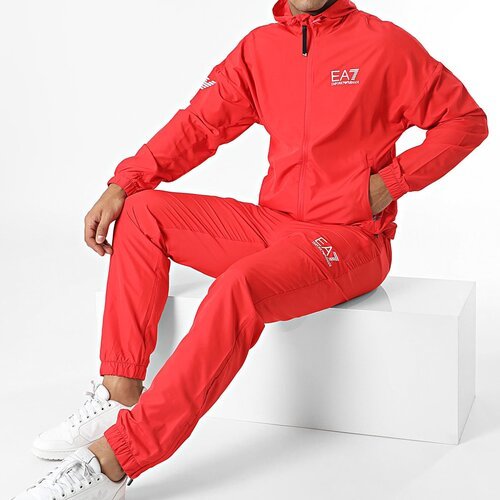 Купить Костюм EA7, размер L, красный
Этот спортивный костюм EA7 Emporio Armani состоит...