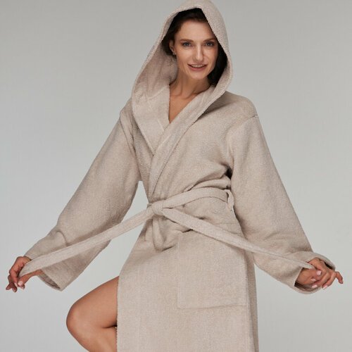 Купить Халат , размер 54/56, бежевый
Женский махровый халат с капюшоном изготовлен из 1...