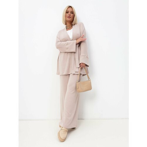 Купить Костюм La Via Estelar, размер 50-52, розовый
Женский костюм двойка - брюки широк...