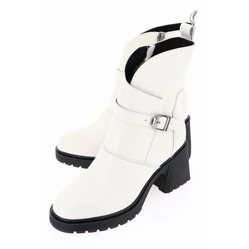 Купить Сапоги Benetti A3679D-1-B909W, размер 39, белый
Зимние ботинки женские BENETTI –...