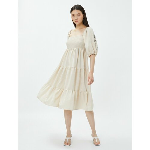 Купить Платье KOTON, размер 48, бежевый
Koton - это турецкий бренд одежды, который пред...
