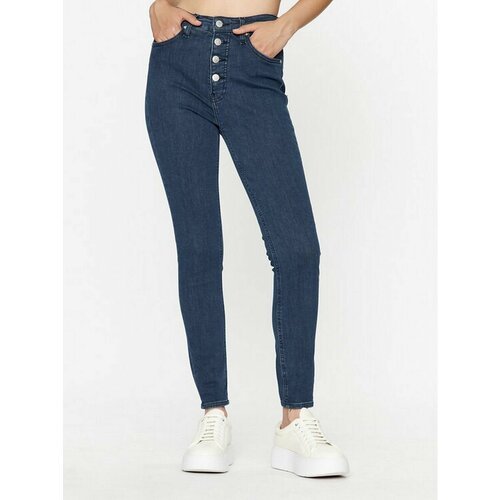 Купить Джинсы Calvin Klein Jeans, размер 26 [JEANS], синий
При выборе ориентируйтесь на...