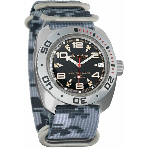 Купить Наручные часы Восток Амфибия, серый
История легендарного бренда Восток неизменно...