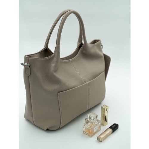 Купить Сумка Diana 9513, фактура гладкая, бежевый
Ищете женскую сумку мягкой формы на м...