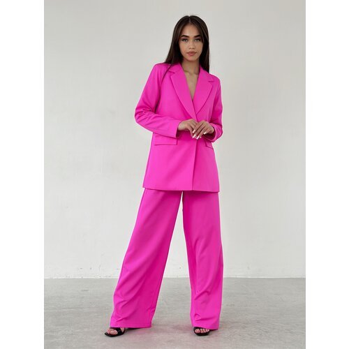 Купить Костюм Blazer, размер 44, розовый
Лаконичный костюм с широкими брюками и пиджако...