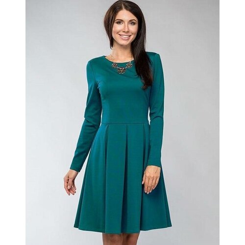 Купить Платье размер 48, зеленый
Платье выполнено в романтическом стиле с акцентом на д...