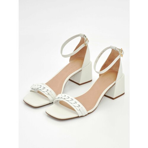 Купить Босоножки Respect, размер 40, белый
Летняя обувь — элегантное решение для создан...
