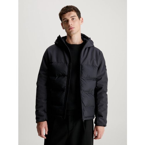 Купить Куртка CALVIN KLEIN, размер XL, черный
Современная. Изысканная. Инновационная. М...