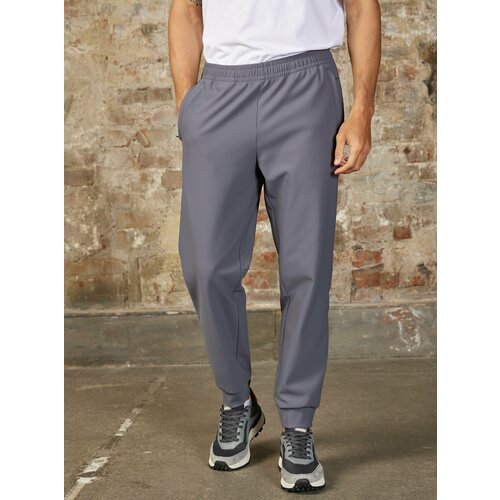 Купить брюки STROBBS, размер XXXL, серый
Утепленные мужские брюки от бренда STROBBS име...