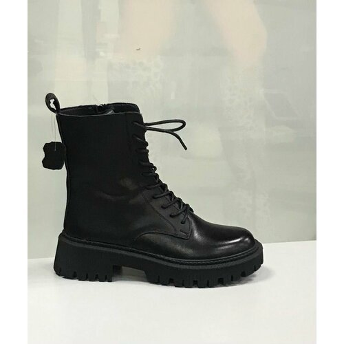 Купить Ботинки STYLE of FREEDOM, размер 39, черный
Ботинки женские на платформе демисез...