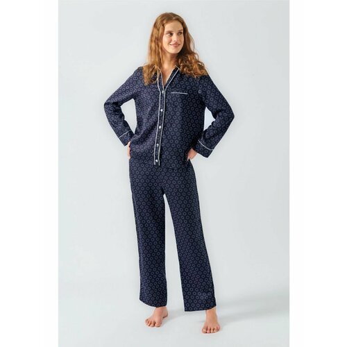 Купить Пижама , размер 46, синий, белый
Роскошная женская пижама с брюками от известног...
