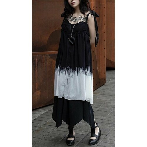 Купить Платье IWANT, размер S, черный
Шикарное женское платье «HALLIO» от бренда IWANT...
