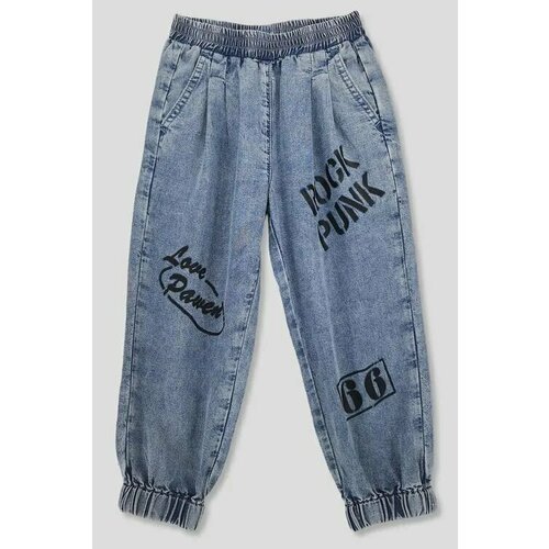 Купить Джинсы Deloras, размер 104, синий
Джинсовые брюки для девочки сшиты из материала...