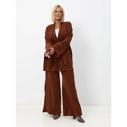 Купить Костюм La Via Estelar, размер 58-60, коричневый
Женский костюм двойка - брюки ши...