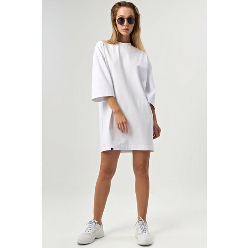 Купить Платье FLY, размер 44-46, белый
Стильное однотонное женское платье-футболка мини...