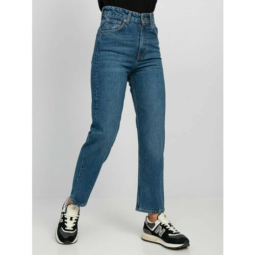Купить Джинсы зауженные Lee Cooper, размер W31/L32, синий
Классические прямые джинсы из...