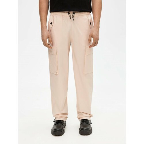 Купить Брюки Concept club, размер S, бежевый
Мужские брюки-карго изготовлены из прочной...