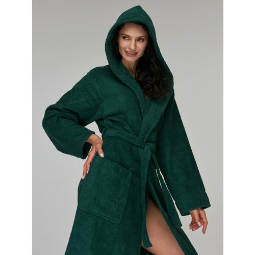 Купить Халат , размер 42/44, зеленый
Женский махровый халат с капюшоном изготовлен из 1...
