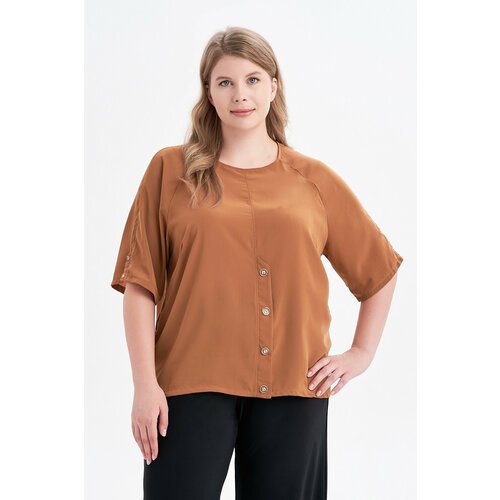 Купить Блуза Olsi, размер 60, коричневый
Нежная женская блузка больших размеров, выполн...