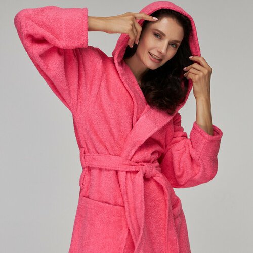 Купить Халат SENIY, размер 50/52, розовый
Женский махровый халат с капюшоном изготовлен...