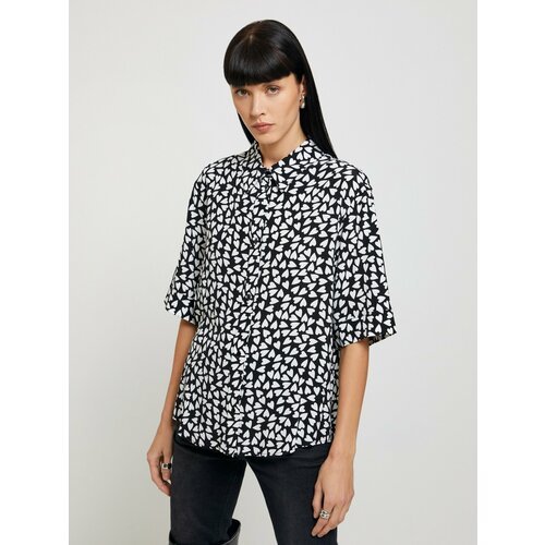 Купить Блуза Concept club, размер L, черный
Женская рубашка из 100% вискозы свободного...