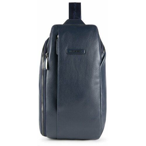 Купить Рюкзак Piquadro Modus Special CA5107MOS/BLU
Деловой кожаный рюкзак с одной лямко...