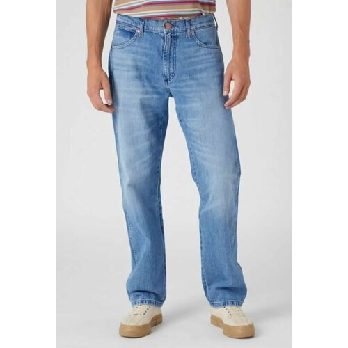 Купить Джинсы Wrangler, размер W32/L32, синий
Мужские джинсы прямого кроя с потертостям...