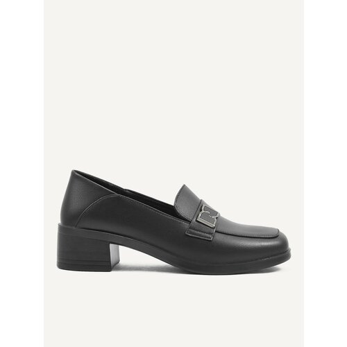 Купить Туфли Baden, размер 39, черный
Стильные и удобные женские туфли Baden ME301-030...