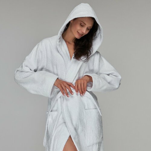Купить Халат , размер 54/56, белый
Женский махровый халат с капюшоном изготовлен из 100...