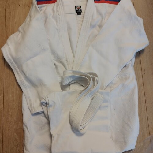 Купить Кимоно для дзюдо , размер 190, белый
Форма для занятий борьбой Дзюдо Judo Profi...