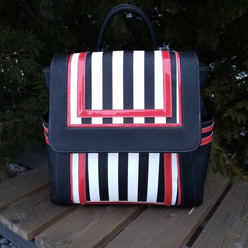 Купить "Городской рюкзак "черный
Городской рюкзак : стиль и функциональность<br><br>Гор...