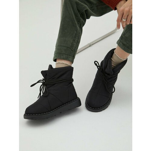 Купить Угги Nobbaro, размер 40, черный
Дутики женские — это оптимальная зимняя обувь на...